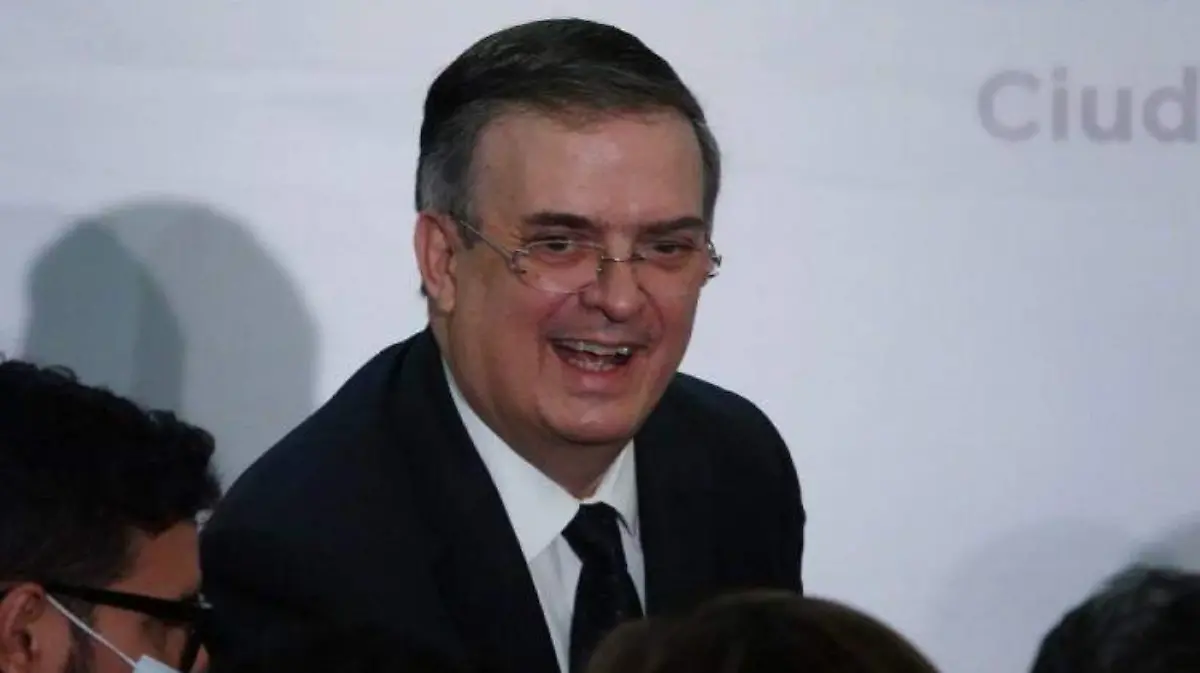 Ebrard rechaza que que diálogo aplazado sobre Reforma Energética se por decisión de EU